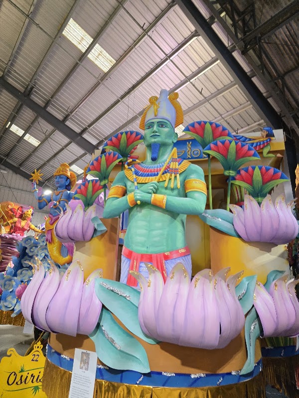 Parade Rex – St. Charles Ave & Lee Circle, New Orleans, LA (photo 2)
