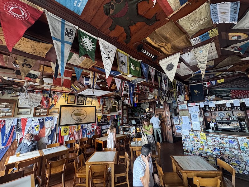 Peter Café Sport – Rua José Azevedo 9, 9900-027 Horta, Faial, Açores (photo 2)