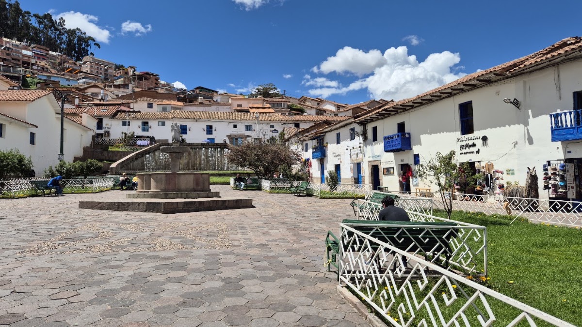 Place San Blas – Cuesta de San Blas, Cusco 08003 (photo 1)