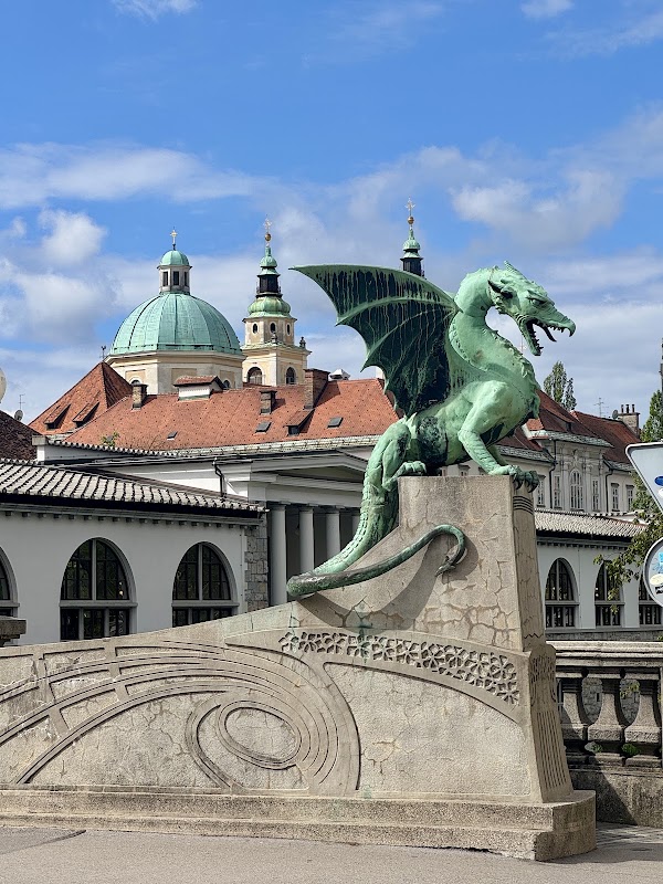 Pont des Dragons – Resljeva c. 2, 1000 Ljubljana, Slovénie (photo 1)