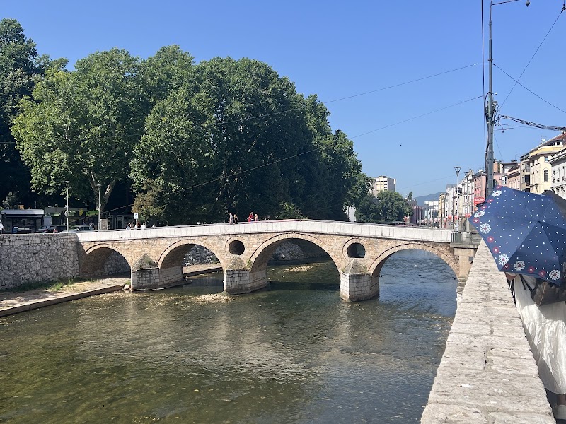 Pont latin – Obala Kulina bana, Sarajevo 71000 (photo 2)