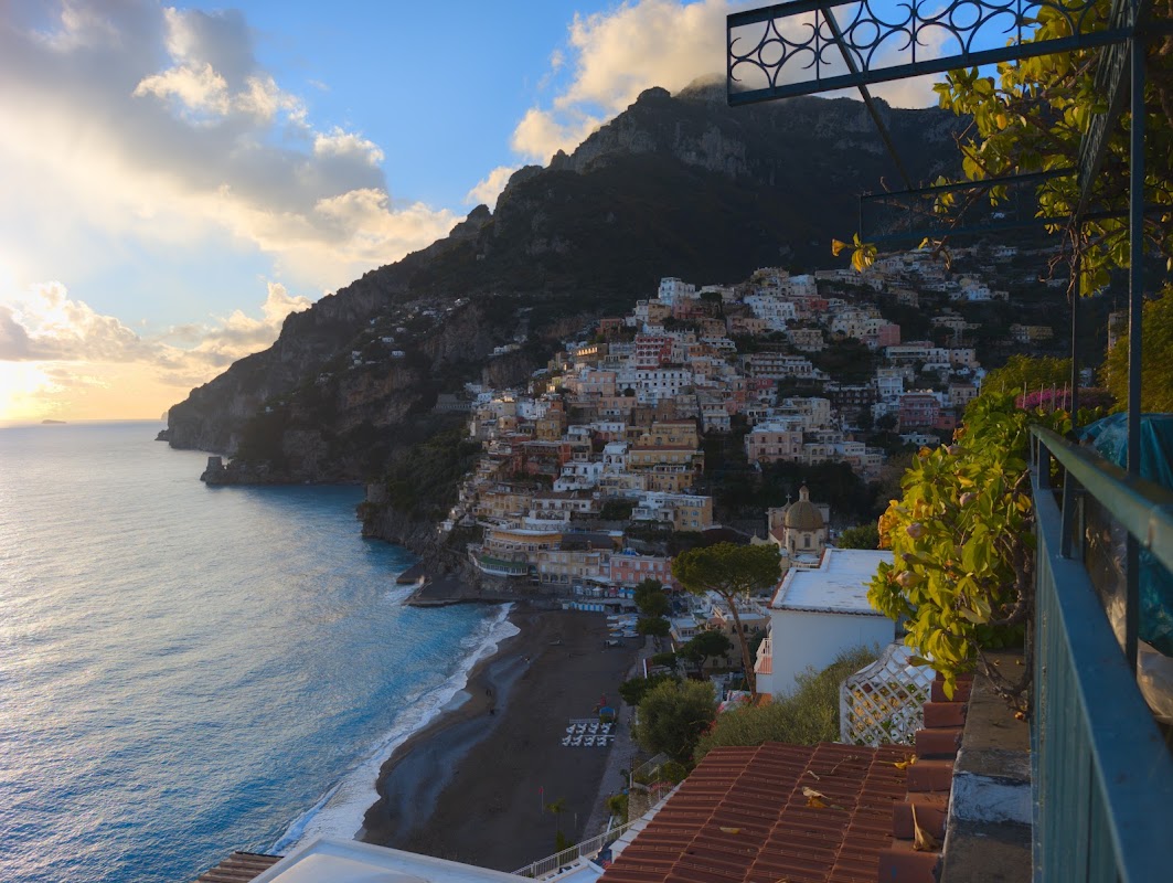 Positano, la Spiaggia Grande – Via del Brigantino, 84017 Positano SA, Italie (photo 1)