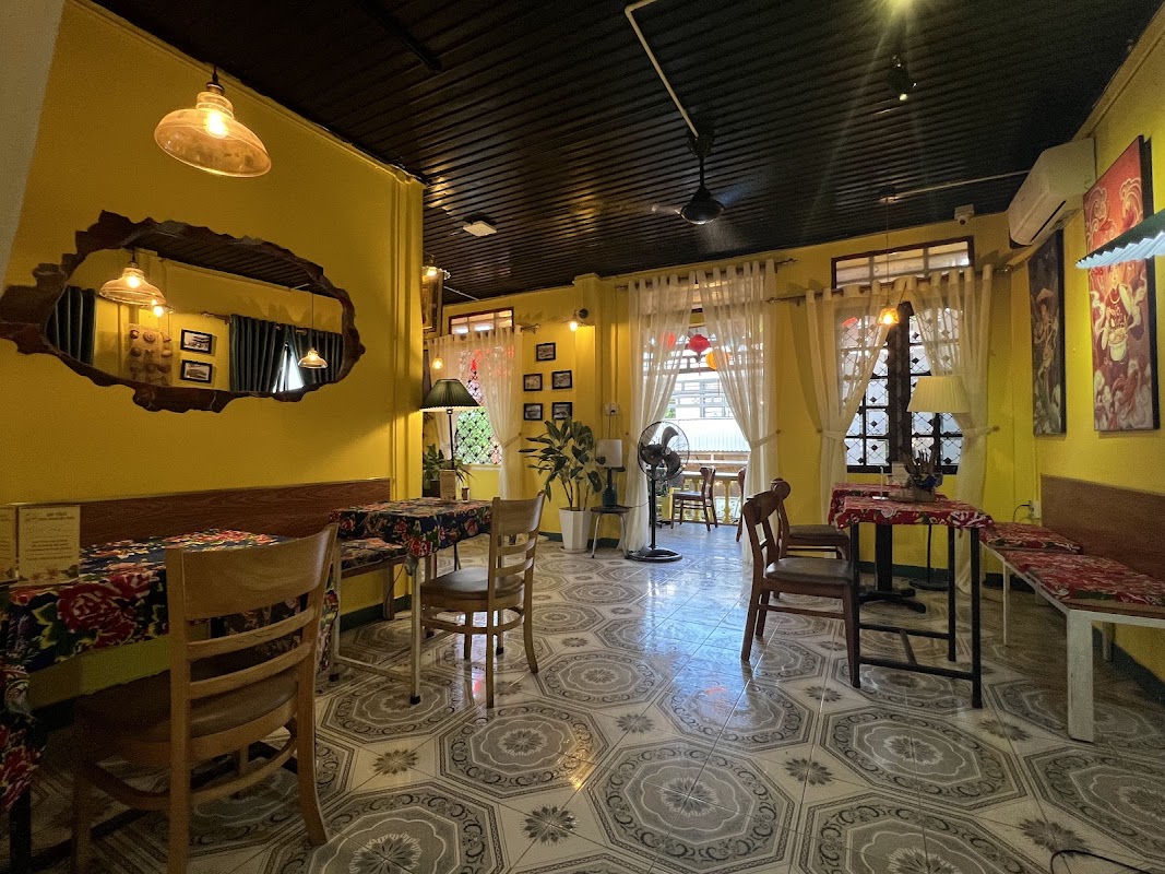 Quán Nón Huế, spécialités de Hué – 77 Nguyễn Sinh Cung, Vỹ Dạ, Huế 530000, Vietnam (photo 1)