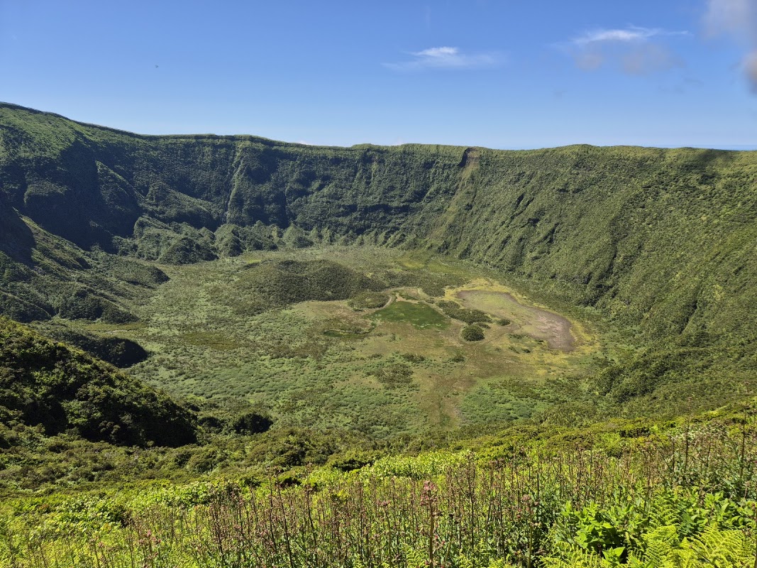 Randonnée Caldeira do Faial et visite du volcan Capelinhos – Caldeira do Faial, Horta, Faial, Açores (photo 1)