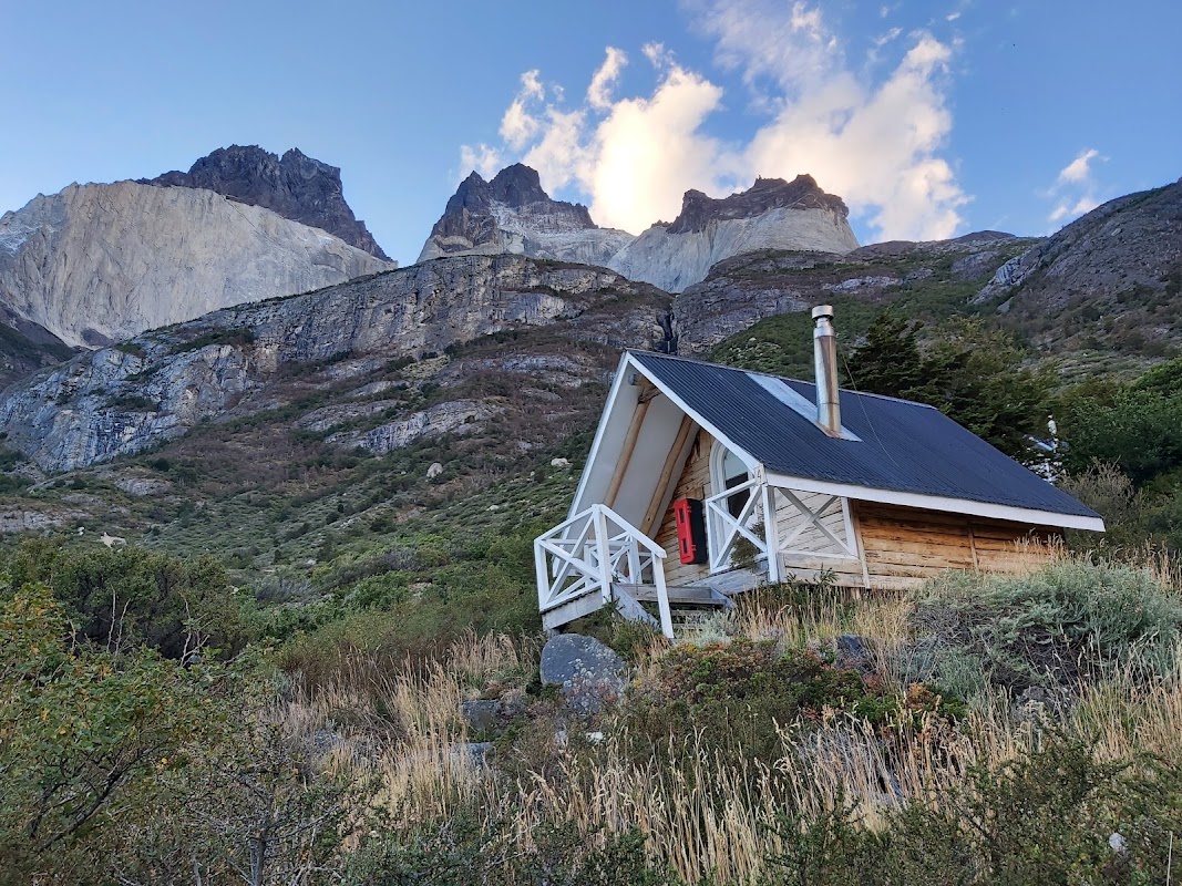 Refugio y Camping Los Cuernos – Secteur Los Cuernos, parc national Torres del Paine, Chili (photo 1)