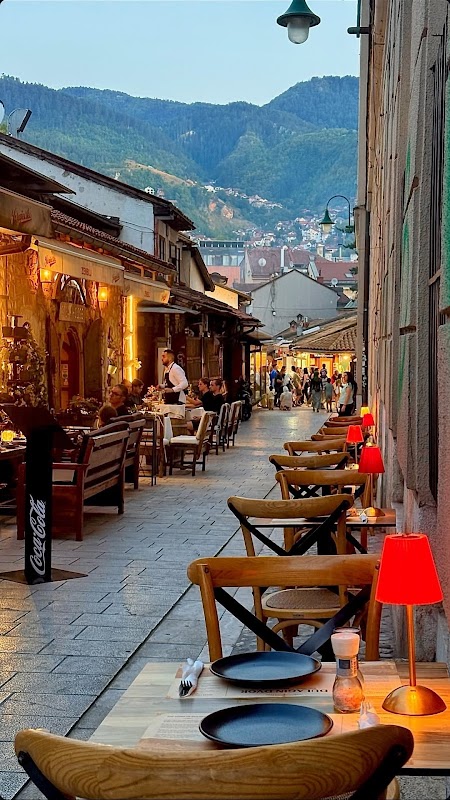 Restaurant Đulagin Dvor – Đulagina, Sarajevo 71000, Bosnie-Herzégovine (photo 1)
