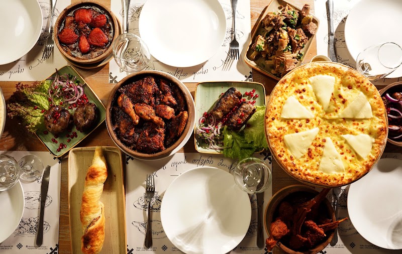 Restaurant Pasanauri – 17 Nikoloz Baratashvili St, Tbilissi 0105, Géorgie (photo 2)