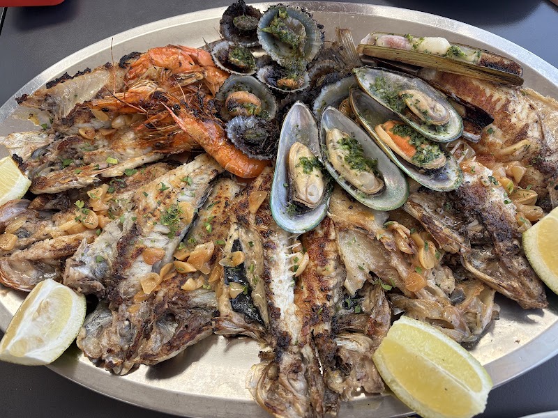 Restaurante Cofradía de La Punta – Punta del Hidalgo, San Cristóbal de La Laguna, Tenerife, Espagne (photo 3)