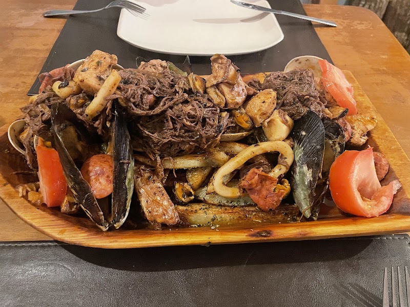 Restaurante Los Coigues Jechef – Carlos Bories 221, Puerto Natales, Magallanes, Chili (photo 3)