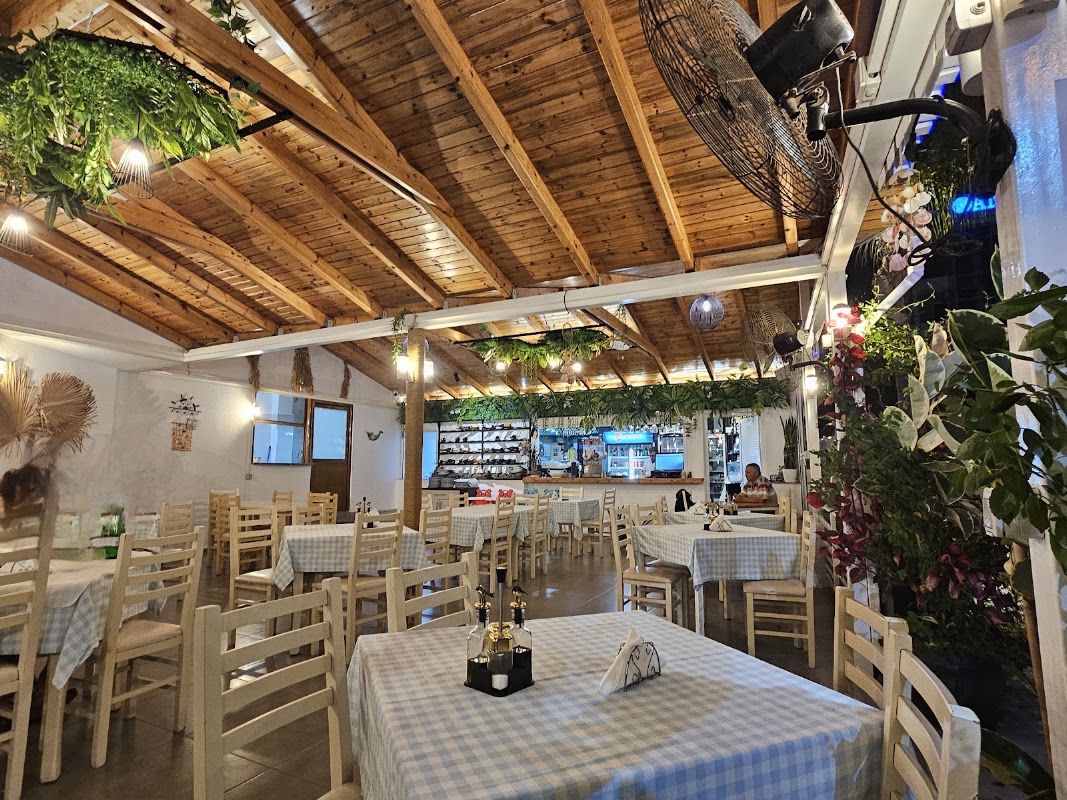 Restorant Ujvara ksamil – Rruga Dea, Ksamil, Albania (photo 1)