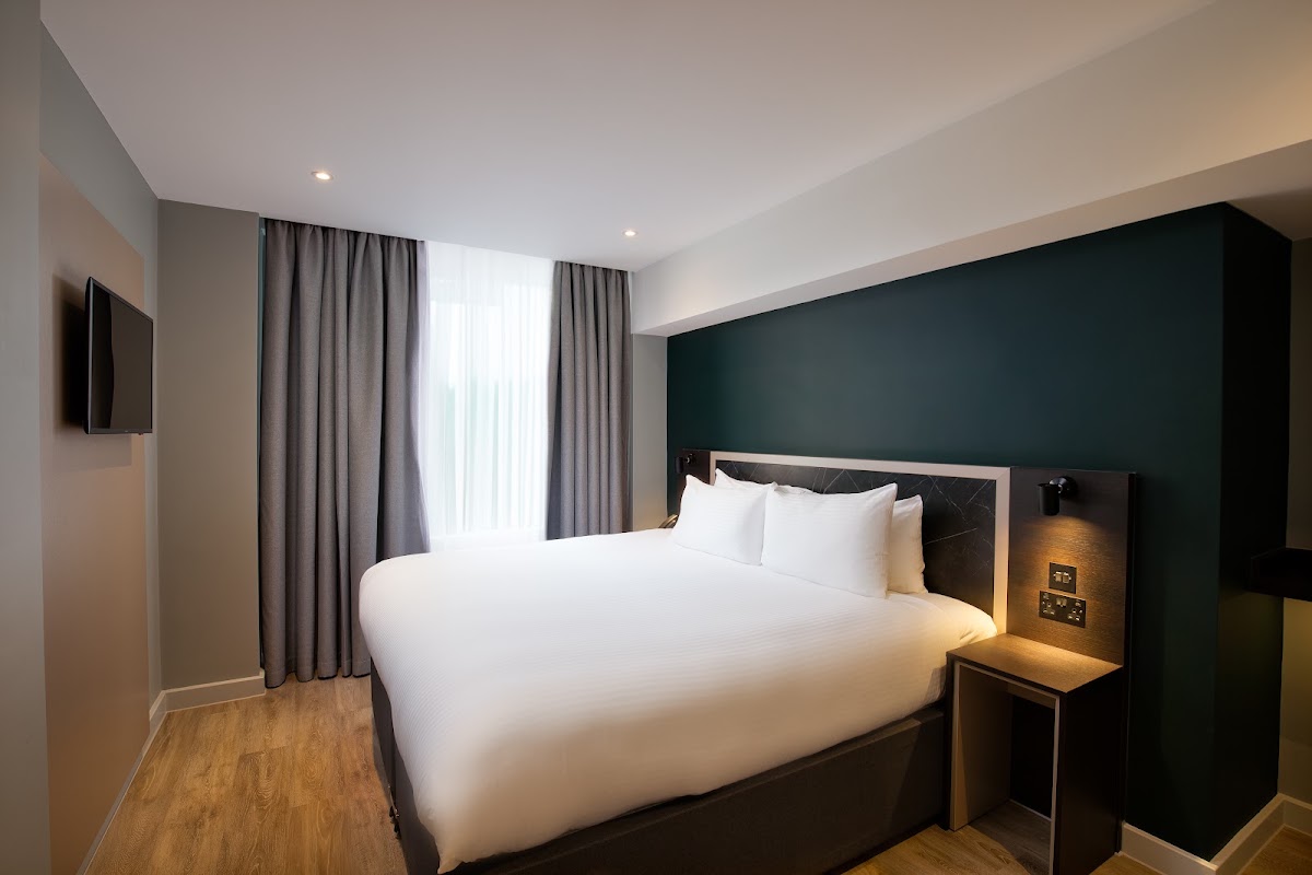 Royal National Hotel – 38-51 Bedford Way, Bloomsbury, London WC1H 0DG (photo 1)
