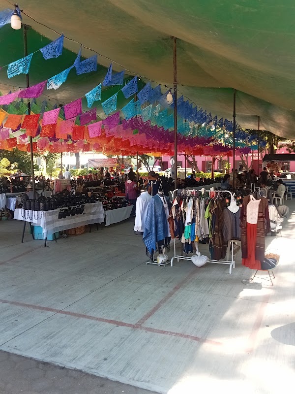 San Bartolo Coyotepec, le barro negro – Benito Juárez 37, 1ra Secc, 71294 San Bartolo Coyotepec, Oax., Mexique (photo 1)