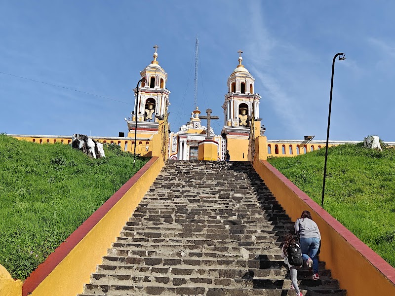 Sanctuaire de la Vierge des Remedios, au sommet de Cholula – Ferrocarril, Zona Arqueológica San Andrés Cholula, 72810 San Andrés Cholula, Pue., Mexique (photo 2)