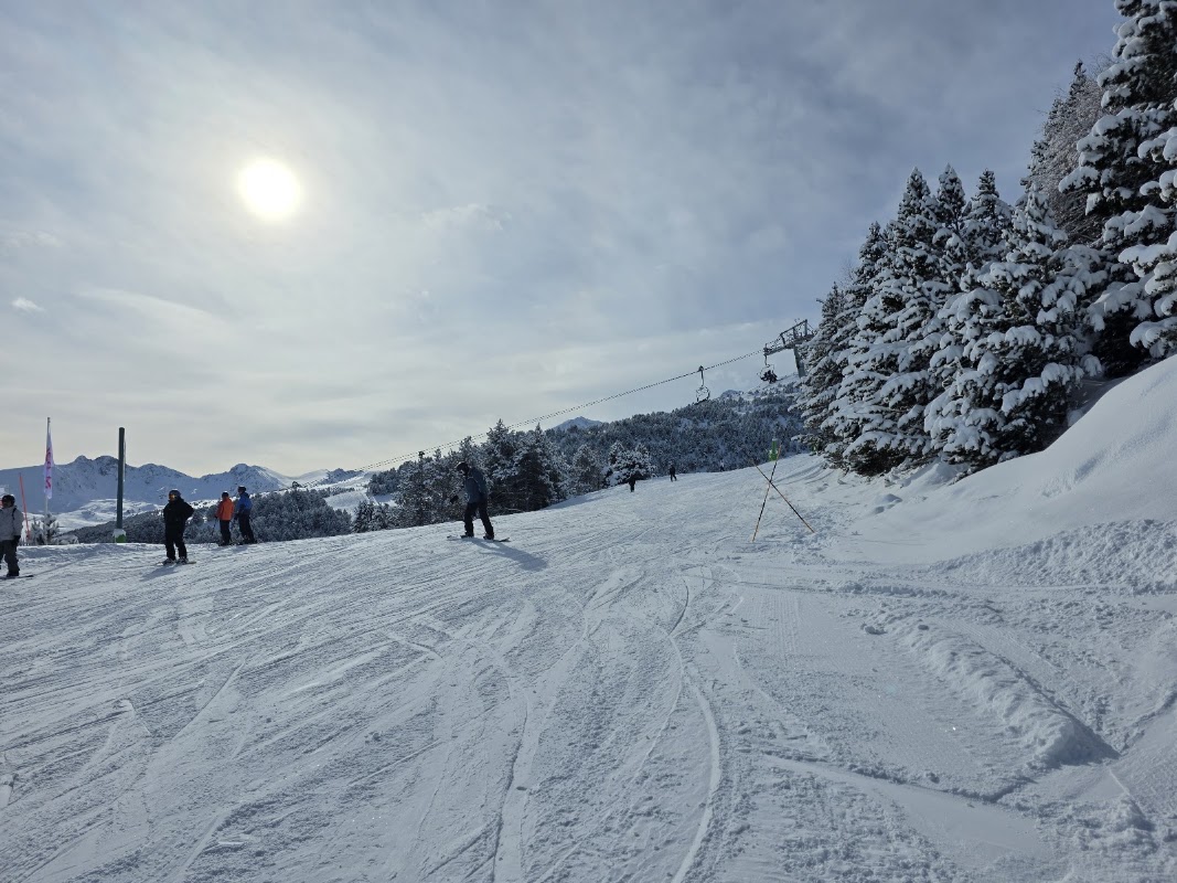 Ski à Soldeu et Grau Roig – Telecabina de Soldeu, AD100 Soldeu, Andorre (photo 1)