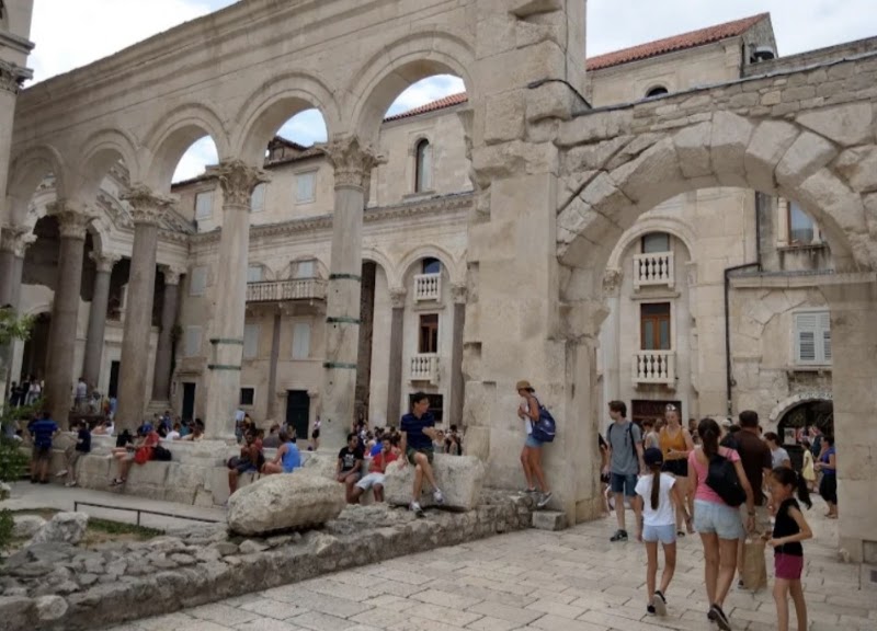 Substructions du palais de Dioclétien – Ul. Iza Vestibula 3, 21000 Split, Croatie (photo 2)