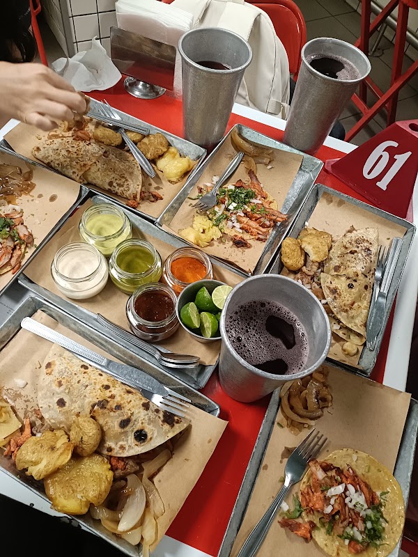 Taquería Orinoco – Av. Álvaro Obregón 100, Roma Nte., Cuauhtémoc, 06700 Ciudad de México, CDMX, Mexique (photo 3)