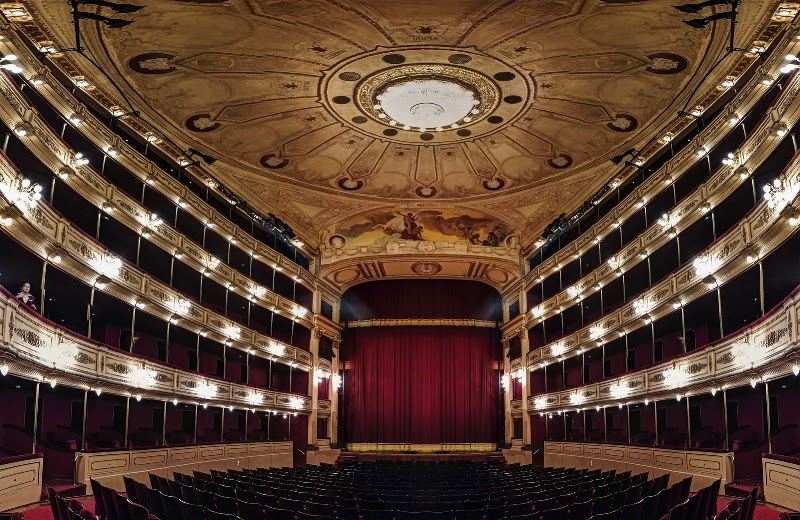 Teatro Solís – Reconquista s/n, Bartolome Mitre, 11000 Montevideo (photo 2)