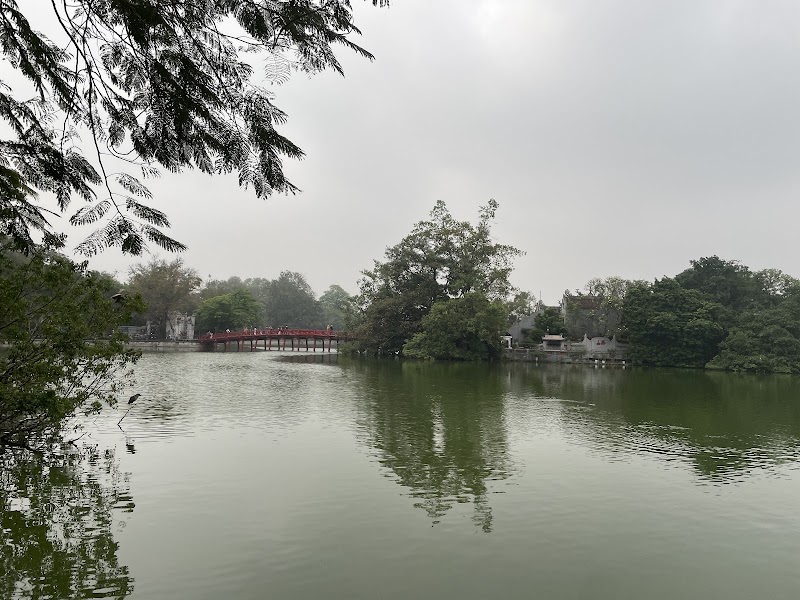 Temple Ngọc Sơn et lac Hoàn Kiếm – Đinh Tiên Hoàng, Hoàn Kiếm, Hà Nội (photo 2)