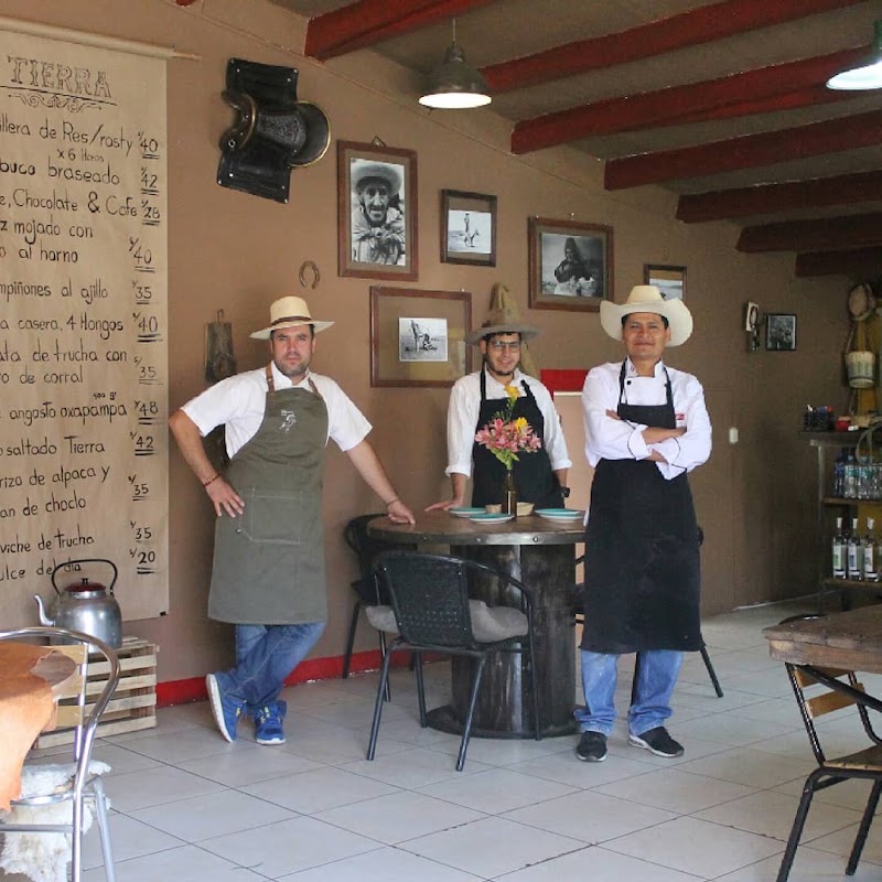 Tierra Cocina Artesanal – Av. Berriozabal 84, Urubamba 08660 (photo 1)