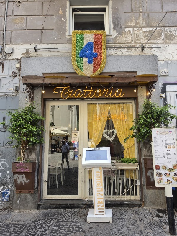 Trattoria da Carmela – Via dei Tribunali, 376, 80134 Napoli NA, Italie (photo 1)