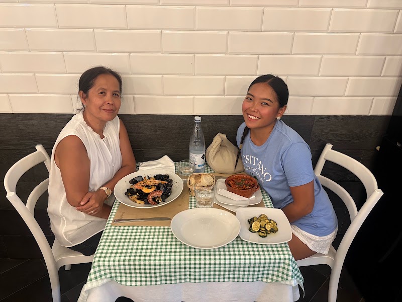 Trattoria da Carmela – Via dei Tribunali, 376, 80134 Napoli NA, Italie (photo 2)