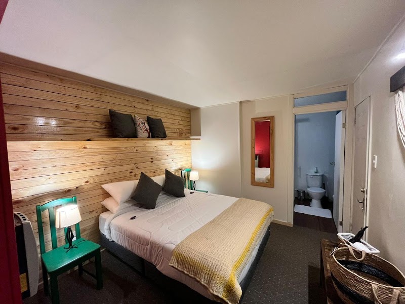 Treehouse Patagonia – Chorrillos 653, Puerto Natales, Magallanes, Chili (photo 2)