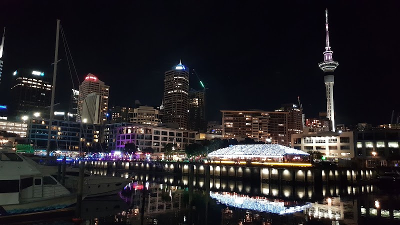 Viaduct Harbour – Viaduct Harbour, Auckland CBD, Nouvelle-Zélande (photo 2)
