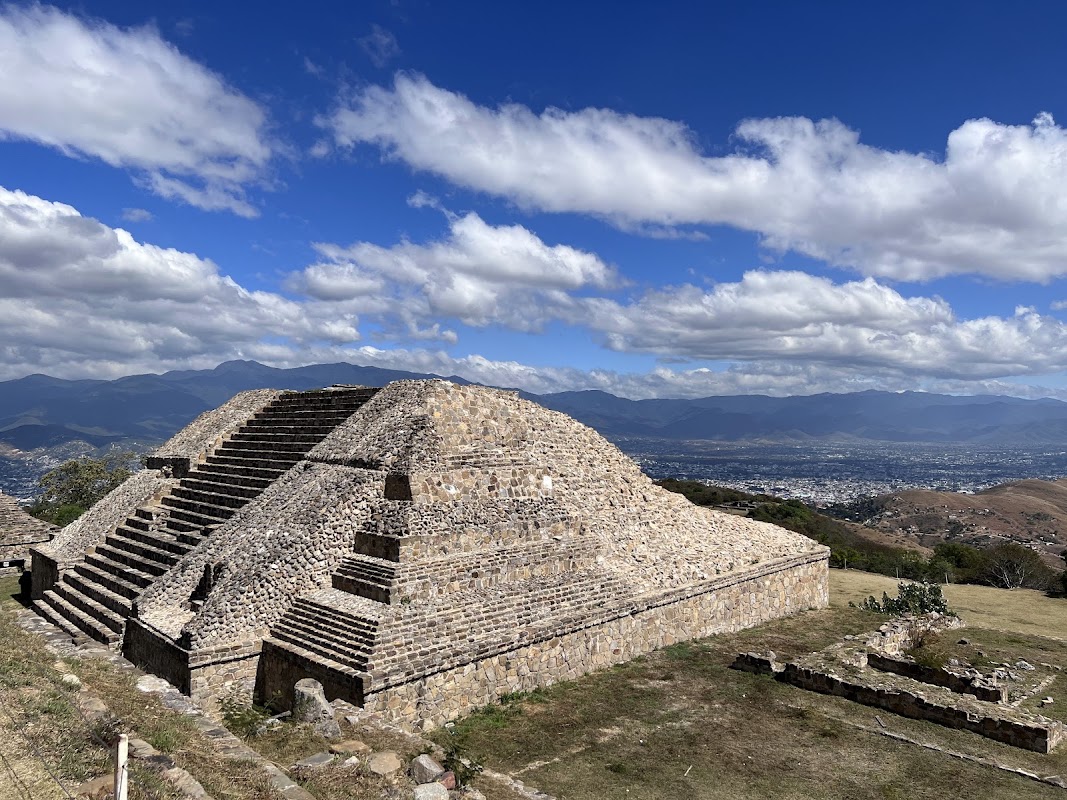 Zone archéologique de Monte Albán – Ignacio Bernal S/N, 71233 San Pedro Ixtlahuaca, Oax., Mexique (photo 1)