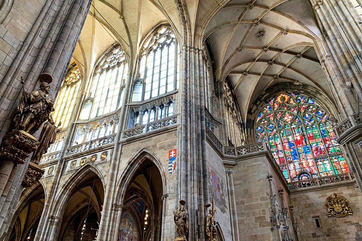 Small-group guided tour of Prague Castle with tickets included
