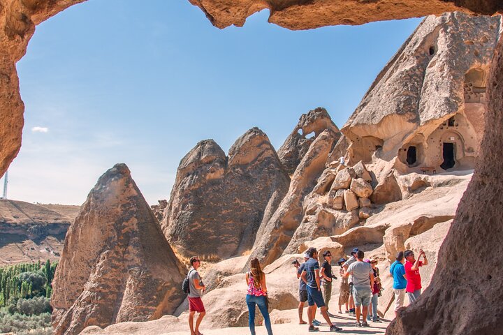 Monastère de Selime et vallée de l'Ihlara pendant la visite verte en petit groupe en Cappadoce