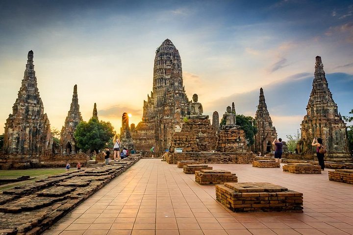 Ayutthaya, ancienne capitale du Siam, en petit groupe – Sortie 2 du MRT Si Lom, côté parc Lumphini, Bangkok (l'opérateur propose aussi un départ de Khaosan Road : précise Si Lom à la réservation) (photo 3)