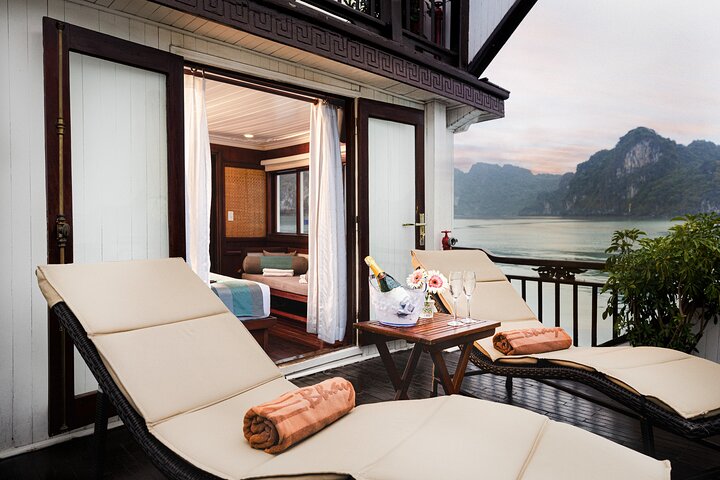Croisière dans la baie d'Halong et la baie de Lan Ha, 2 jours 1 nuit (photo 2)