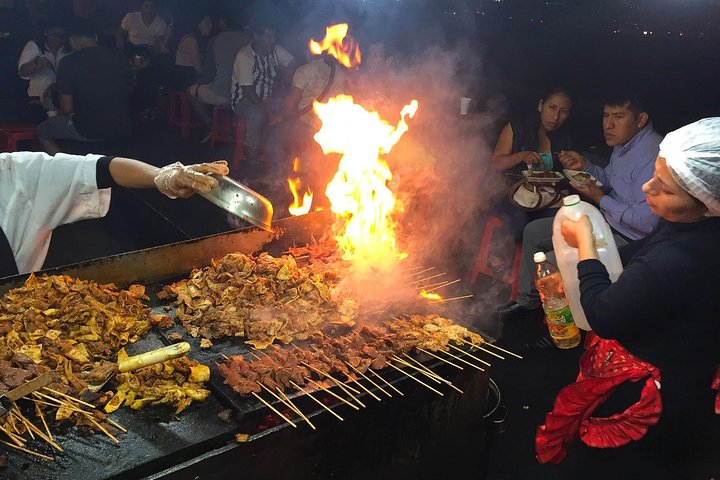 Cuisine de rue du centre historique de Lima – Gran Hotel Bolívar, Plaza San Martín, centre historique de Lima (photo 3)
