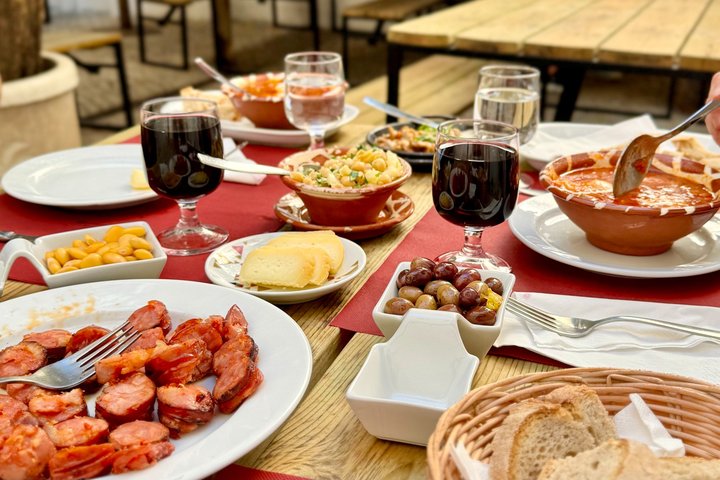Lisbon Foodie Walk – Av. da Liberdade 2, 1250-144 Lisboa, Portugal (photo 2)