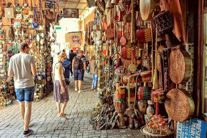 Palais de la Bahia, tombeaux saadiens, souks et médina – 72 Rue des Banques, médina de Marrakech (photo 3)