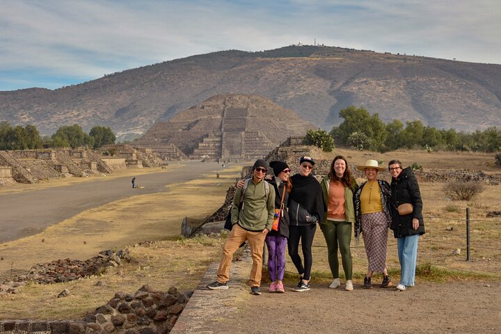 Pyramides de Teotihuacán et petit-déjeuner à La Gruta (photo 3)