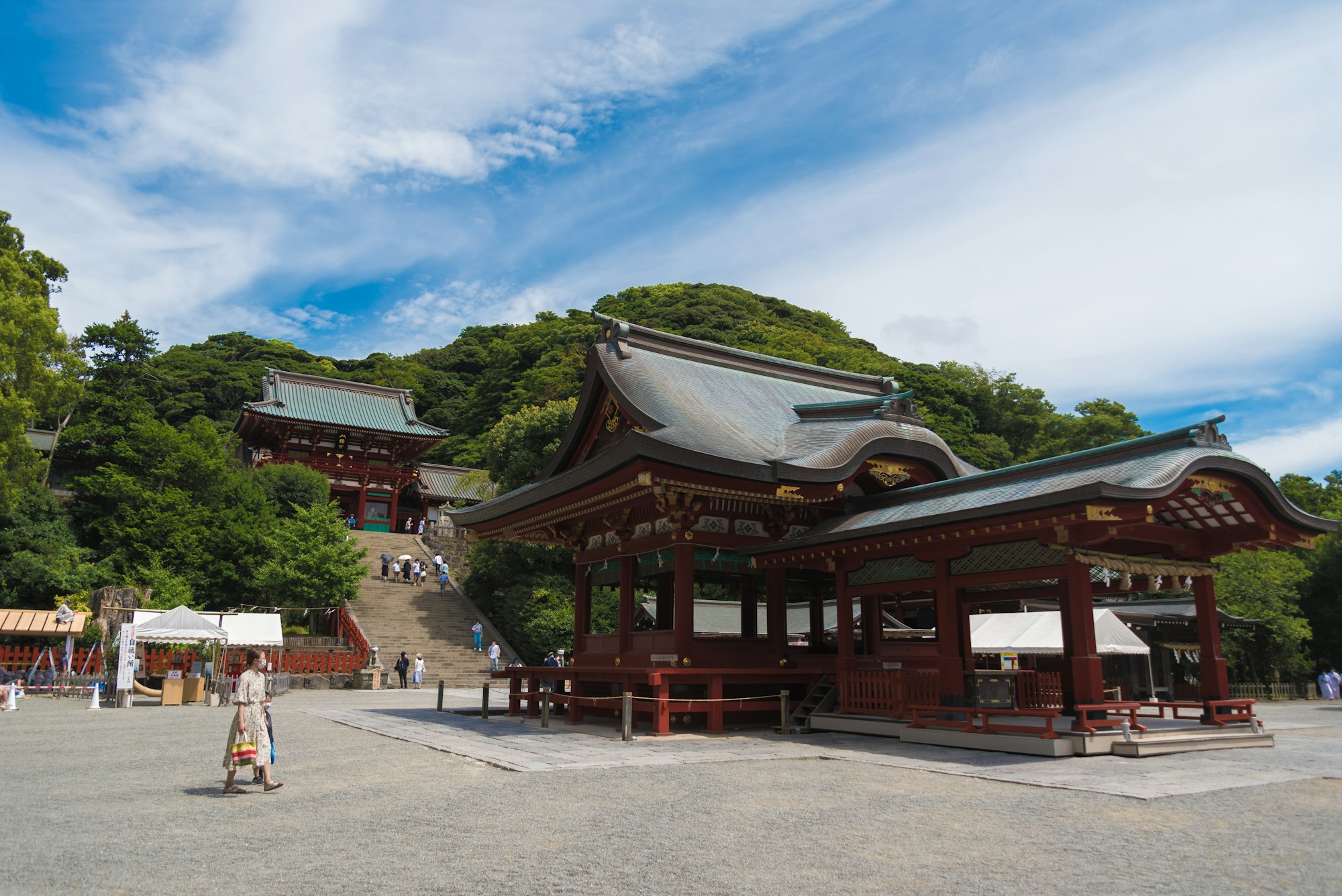 Architecture du sanctuaire Tsurugaoka Hachimangu, lieu du rituel Yabusame à Kamakura
