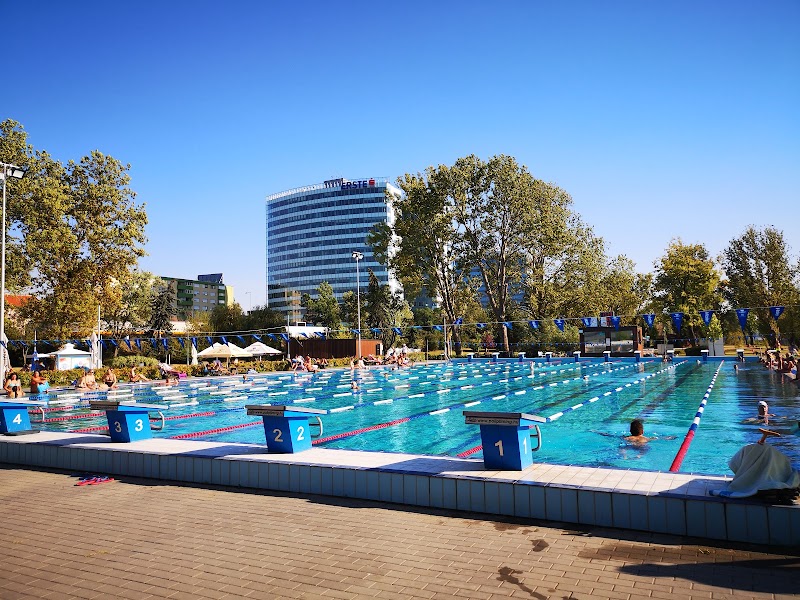 Bains Dagály – Népfürdő utca 28-30, 1138 Budapest (photo 3)