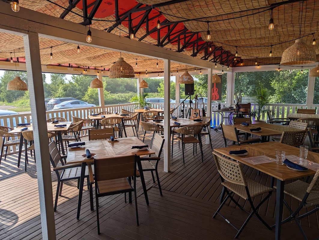 Blue Lobster Cafe + Kitchen & Lounge – 296 Main St, Shediac, NB E4P 2E3, Canada (photo 1)