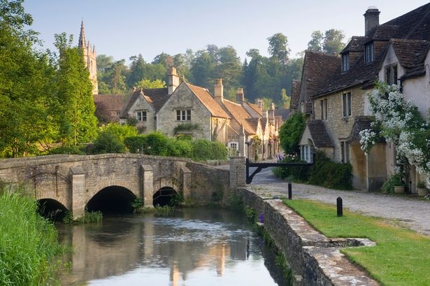 Castle Combe – Castle Combe, Chippenham, Royaume-Uni (photo 1)
