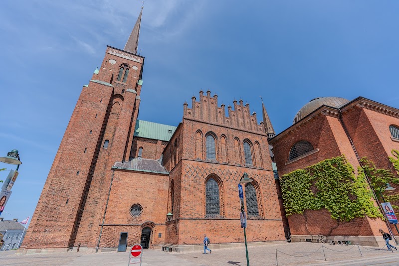 Cathédrale de Roskilde – Domkirkepladsen 3, 4000 Roskilde, Danemark (photo 3)