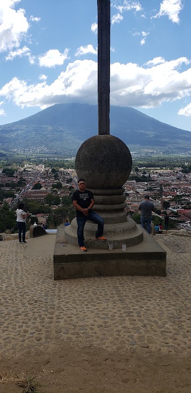 Cerro de la Cruz – Cerro de la Cruz, Antigua Guatemala, Guatemala (photo 2)
