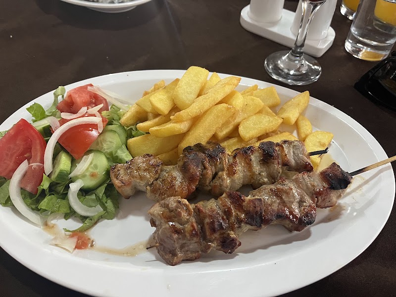 ΤΟ ΠΙΠΕΡΙ Tavern – V884+7Q4, Léfkara, District de Larnaca 7700, Chypre (photo 3)