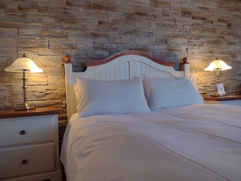 Chez Rose Belaid – 232 route 132 Ouest, Percé, QC, Canada (photo 2)
