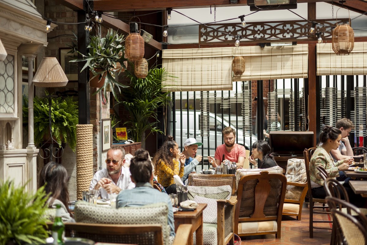 Dishoom Shoreditch – 7 Boundary St, London E2 7JE, Royaume-Uni (photo 1)