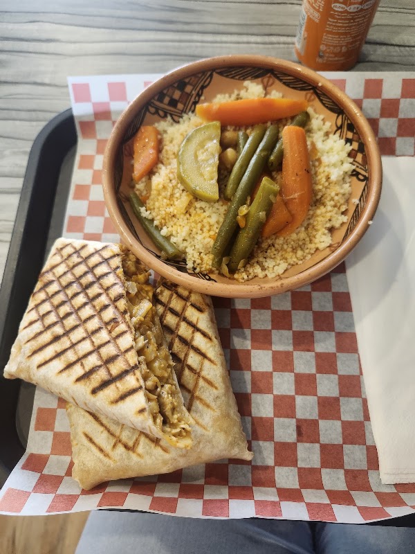 El Gusto - Restaurant & Café – 52 Chem. Canada, Edmundston, NB E3V 1T3, Canada (photo 3)