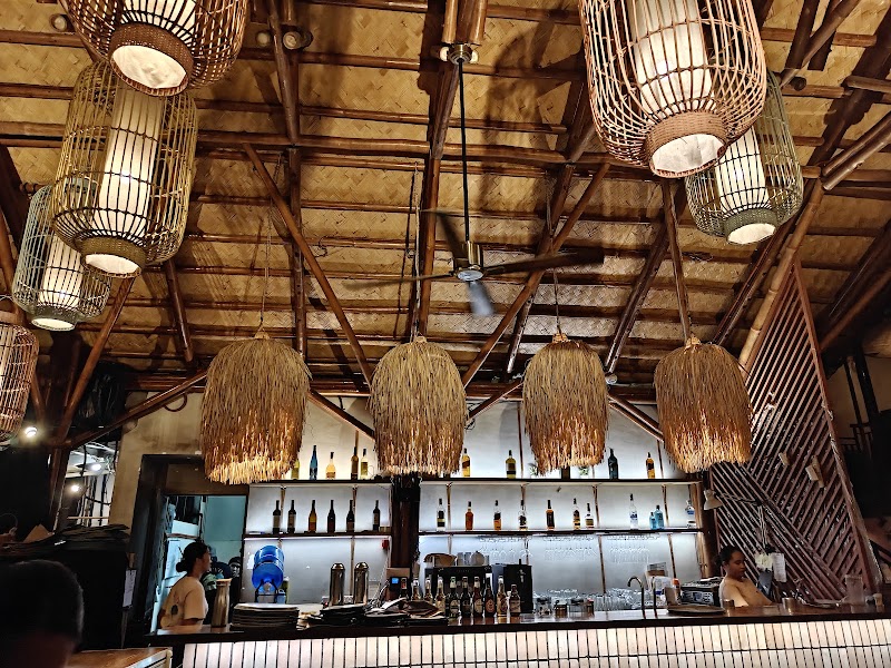 El Kuvo – comesaria st, Coron, Palawan, Philippines (photo 2)