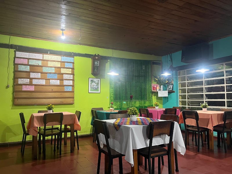 El Último Refugio – Calle 14 de Febrero, Barrio Jucanyá, Panajachel, Sololá (photo 3)