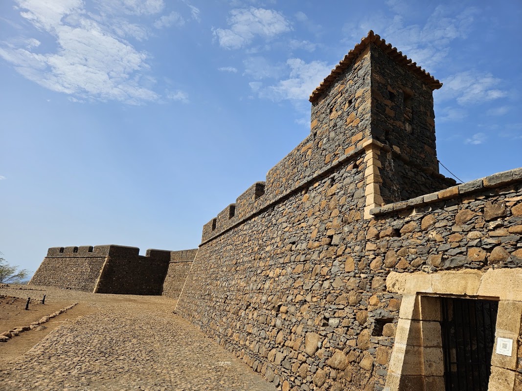 Forteresse royale de São Filipe – Cidade Velha, Santiago, Cap-Vert (photo 1)