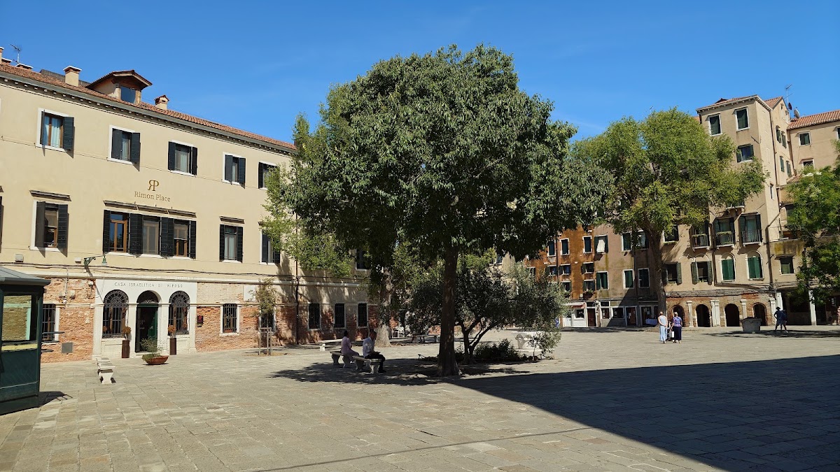 Ghetto Nuovo et fondamentes de Cannaregio – Campo del Ghetto Nuovo, Cannaregio, Venise (photo 1)